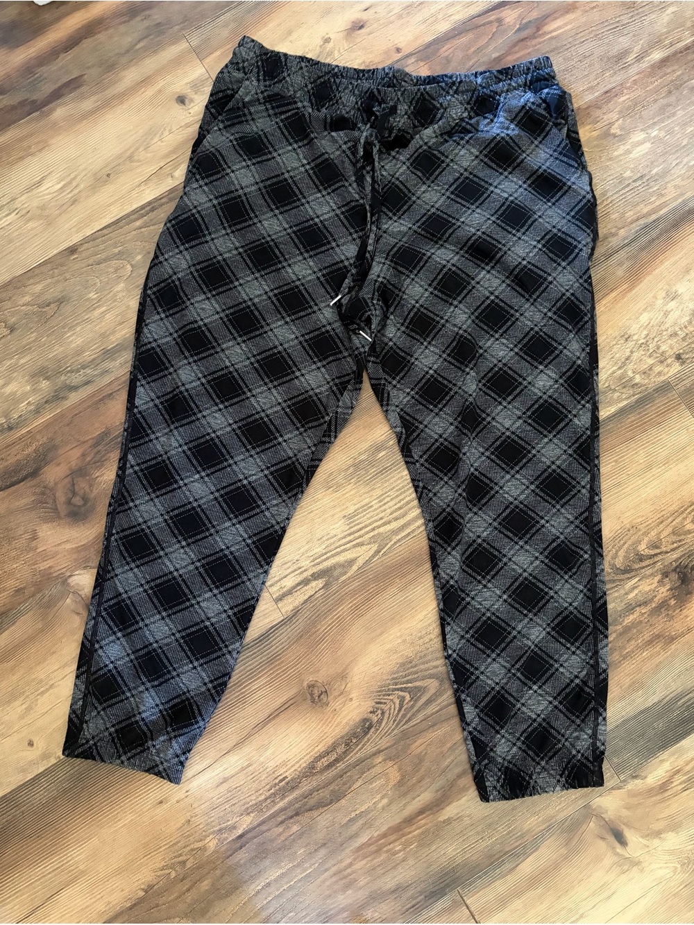Maurices Black and Gray Plaid Jogger Pants